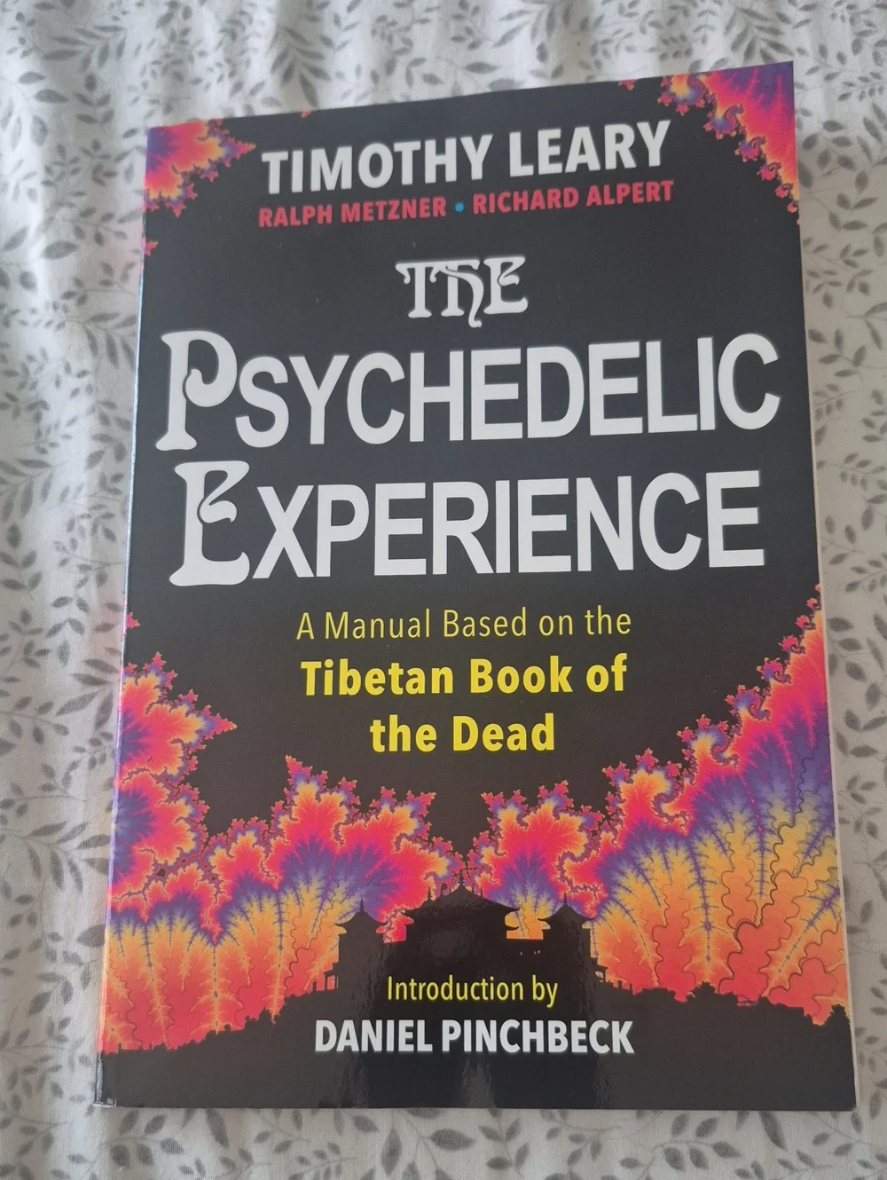 Timothy Leary The Psychedelic Experience - Black & Multicolor Cover